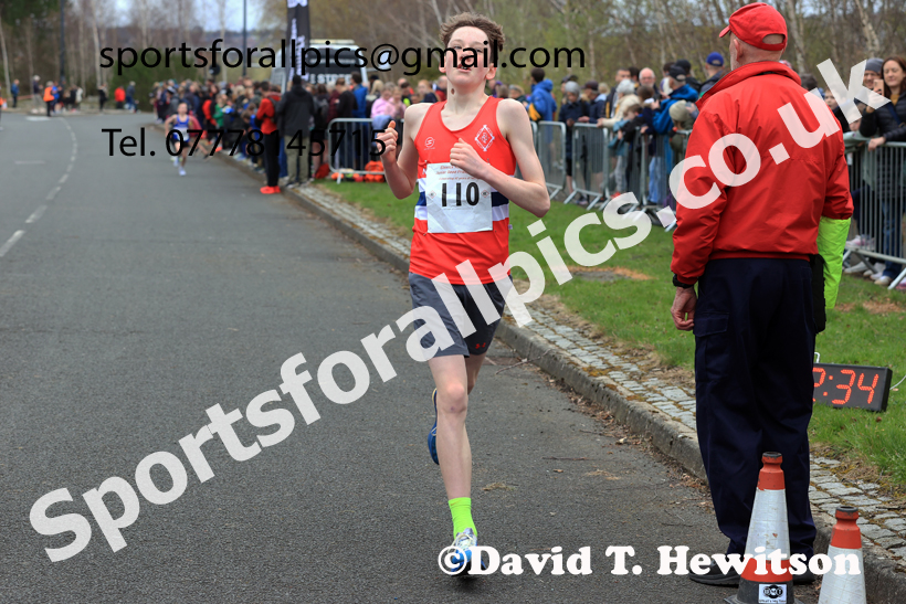 Boys and Girls Under-14s, 2026 Elswick Harriers Good Friday Road Relays and Young Athletes, Newburn,  Newcastle upon Tyne. Photo: David T. Hewitson/Sports for All Pics